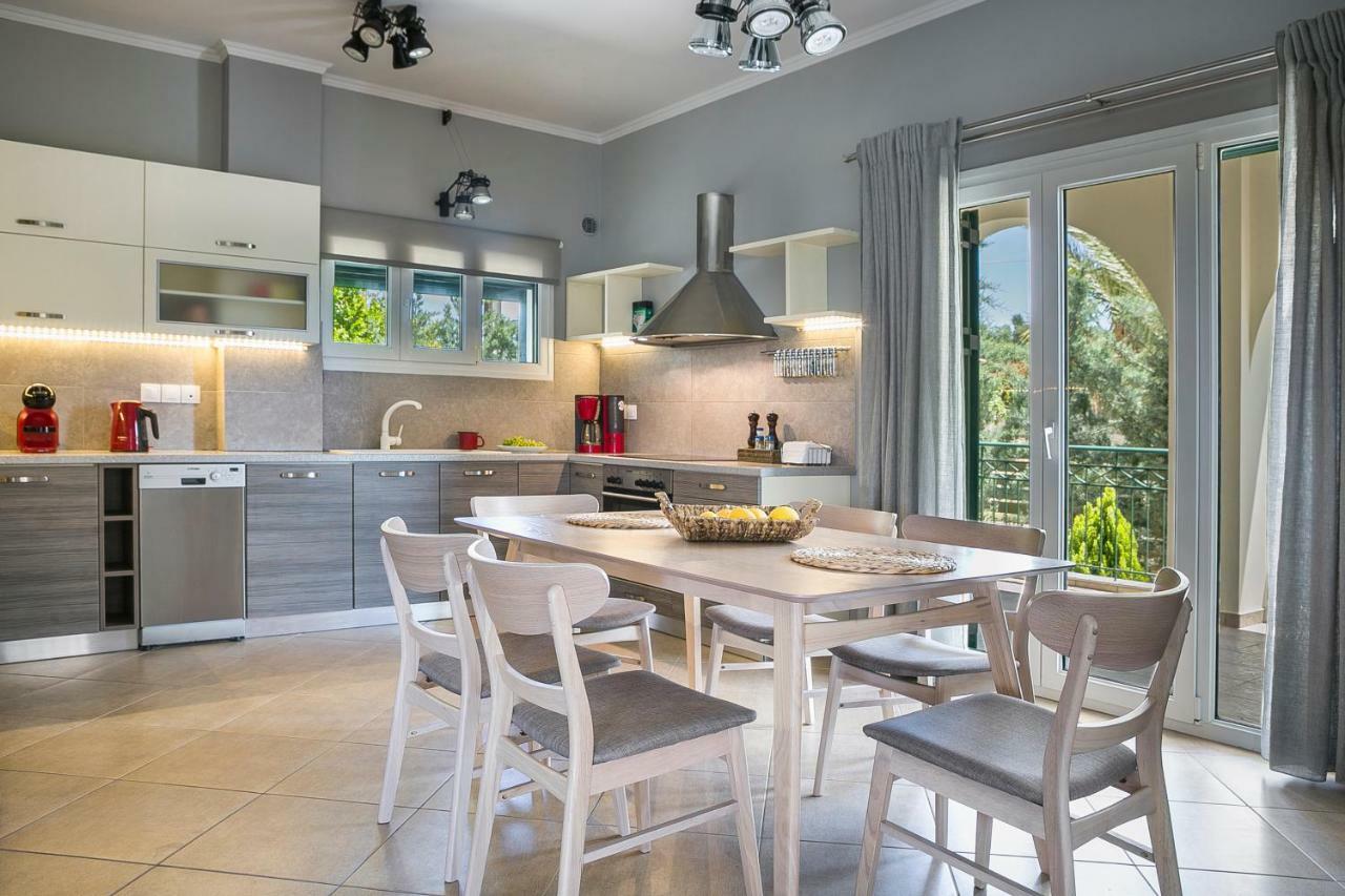 Athinais Lak Villa Lakithra